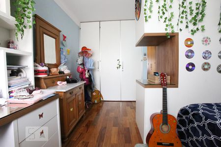Apartamento à venda com 141m², 3 quartos e 2 vagasQuarto 2