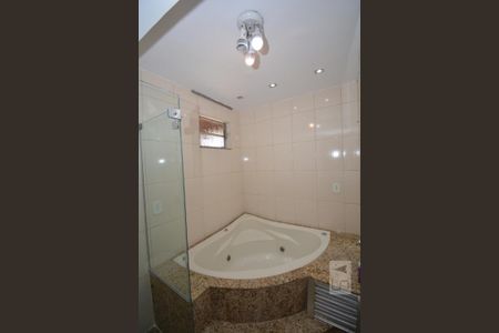 Apartamento à venda com 110m², 3 quartos e 1 vagaBanheiro da Cobertura- Banheira