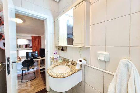 Casa à venda com 490m², 4 quartos e 4 vagas Casa à venda com 490m², 4 quartos e 4 vagassuíte 2