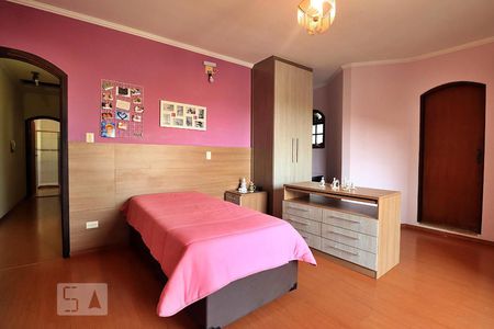 Casa para alugar com 224m², 3 quartos e 5 vagasSuíte