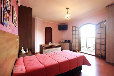 Casa para alugar com 224m², 3 quartos e 5 vagasSuíte