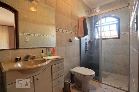 Casa para alugar com 224m², 3 quartos e 5 vagasBanheiro da Suíte