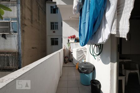 Apartamento à venda com 75m², 3 quartos e sem vagaÁrea de Serviço
