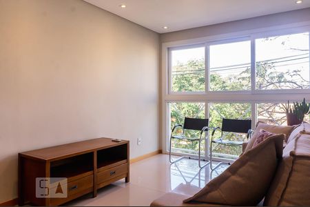 Sala de apartamento para alugar com 2 quartos, 82m² em Passo da Areia, Porto Alegre