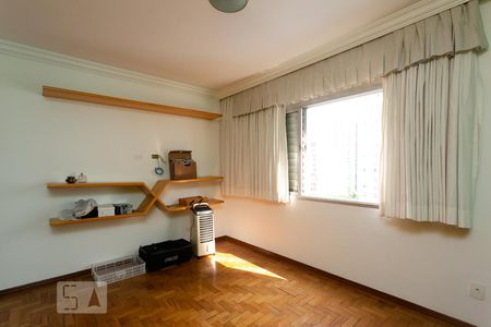 Apartamento à venda com 200m², 4 quartos e 2 vagas Apartamento à venda com 200m², 4 quartos e 2 vagasSuíte 3