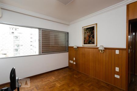 Apartamento à venda com 200m², 4 quartos e 2 vagas Apartamento à venda com 200m², 4 quartos e 2 vagasSuíte 1