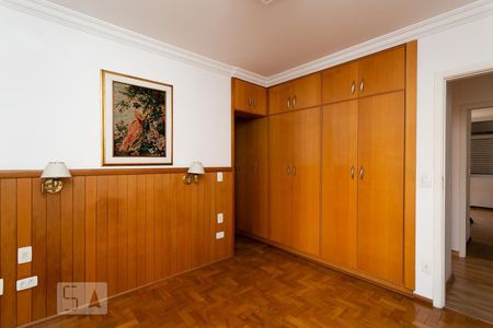 Apartamento à venda com 200m², 4 quartos e 2 vagas Apartamento à venda com 200m², 4 quartos e 2 vagasSuíte 1