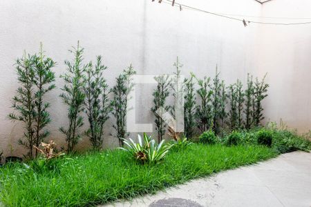 Casa à venda com 130m², 2 quartos e 3 vagas Casa à venda com 130m², 2 quartos e 3 vagasJardim