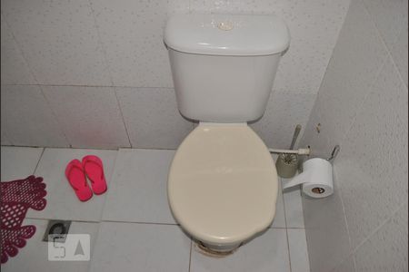 Casa à venda com 130m², 2 quartos e 3 vagasBanheiro