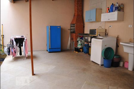 Casa à venda com 130m², 2 quartos e 3 vagasÁrea de serviço