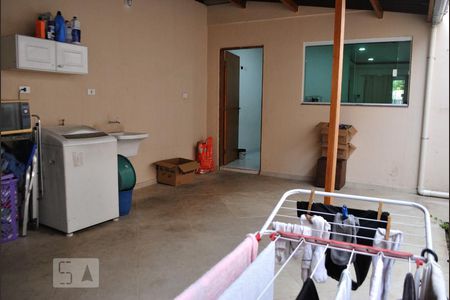 Casa à venda com 130m², 2 quartos e 3 vagasÁrea de serviço