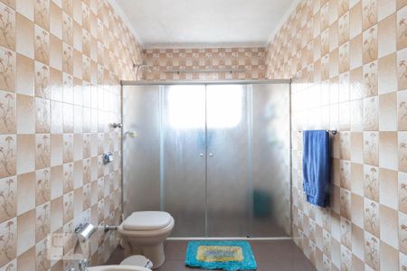 Casa à venda com 130m², 5 quartos e 4 vagas Casa à venda com 130m², 5 quartos e 4 vagasBanheiro da Suíte 1