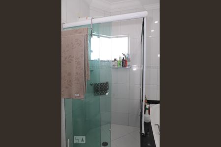 Casa à venda com 244m², 4 quartos e 4 vagasBanheiro do Quarto 1