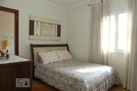 Casa à venda com 244m², 4 quartos e 4 vagasQuarto 3