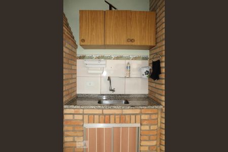 Casa à venda com 244m², 4 quartos e 4 vagasQuintal com Churrasqueira