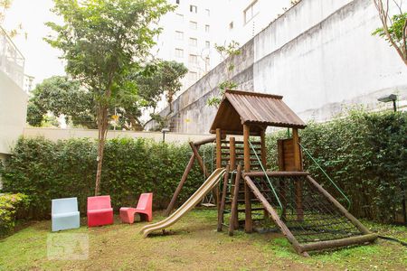Apartamento para alugar com 36m², 1 quarto e sem vaga Apartamento para alugar com 36m², 1 quarto e sem vagaÁrea comum - Playground