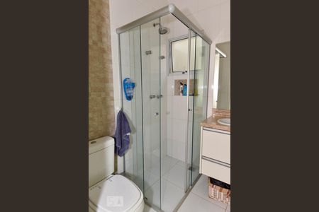 Casa à venda com 190m², 3 quartos e 2 vagas Casa à venda com 190m², 3 quartos e 2 vagasBanheiro da Suíte 3