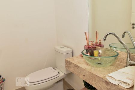 Casa à venda com 190m², 3 quartos e 2 vagas Casa à venda com 190m², 3 quartos e 2 vagasLavabo