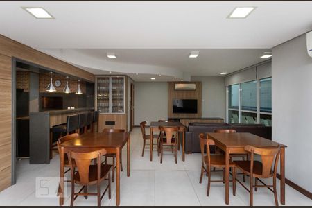 Apartamento à venda com 106m², 2 quartos e 2 vagas Apartamento à venda com 106m², 2 quartos e 2 vagasÁrea Comum