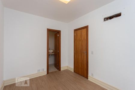 Apartamento à venda com 106m², 2 quartos e 2 vagas Apartamento à venda com 106m², 2 quartos e 2 vagasQuarto