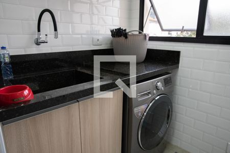 Apartamento à venda com 74m², 3 quartos e 1 vagaÁrea de Serviço