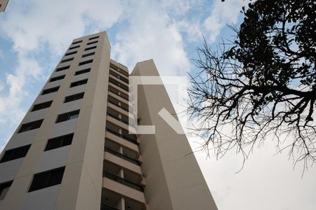 Apartamento à venda com 74m², 3 quartos e 1 vagaFachada