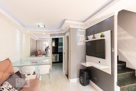 Sala de casa de condomínio à venda com 2 quartos, 86m² em Jardim Danfer, São Paulo