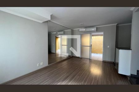 Sala de casa de condomínio para alugar com 3 quartos, 100m² em Parque Imperador, Campinas