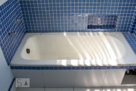 Apartamento à venda com 104m², 3 quartos e sem vaga Apartamento à venda com 104m², 3 quartos e sem vagaDetalhe do banheiro