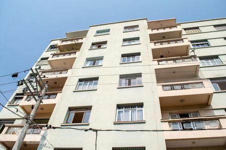 Apartamento à venda com 104m², 3 quartos e sem vaga Apartamento à venda com 104m², 3 quartos e sem vagaFachada