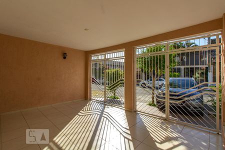 Casa à venda com 180m², 3 quartos e 2 vagasGaragem