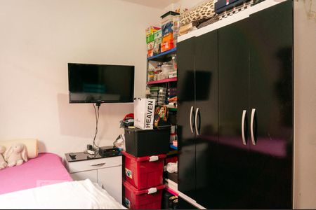 Casa à venda com 177m², 4 quartos e 2 vagas Casa à venda com 177m², 4 quartos e 2 vagasQuarto 2