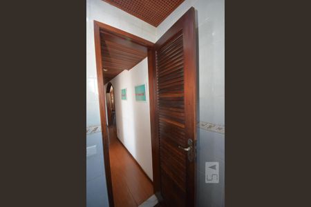 Apartamento à venda com 85m², 3 quartos e 2 vagasBanheiro Social