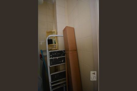 Apartamento à venda com 85m², 3 quartos e 2 vagasBanheiro de Serviço