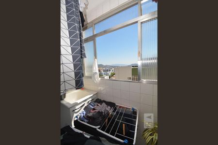 Apartamento à venda com 85m², 3 quartos e 2 vagasCozinha e Área de Serviço