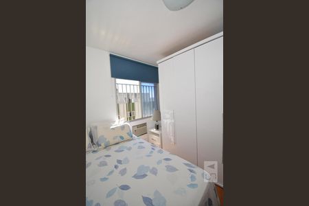 Apartamento à venda com 85m², 3 quartos e 2 vagasQuarto 2