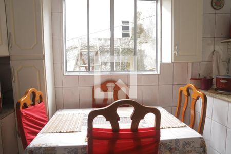 Casa à venda com 254m², 4 quartos e 1 vagaCozinha Parte 02