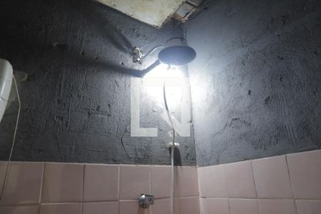 Casa à venda com 254m², 4 quartos e 1 vagaBanheiro de serviço parte 02