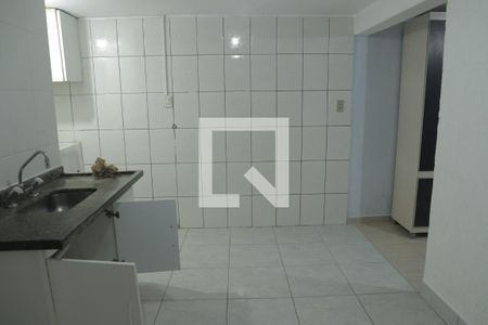 Casa à venda com 254m², 4 quartos e 1 vagaCozinha parte 01