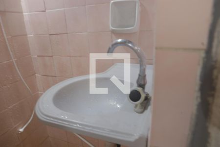 Casa à venda com 254m², 4 quartos e 1 vagaBanheiro de serviço parte 02