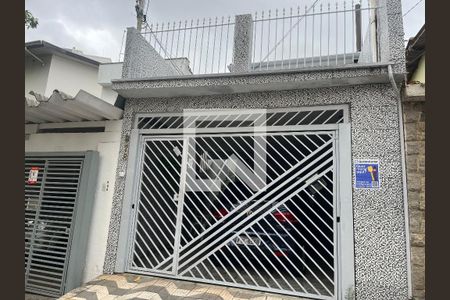 Casa à venda com 254m², 4 quartos e 1 vagaFachada