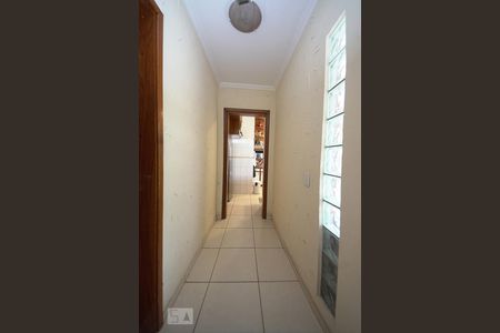 Casa à venda com 192m², 3 quartos e 2 vagasCorredor