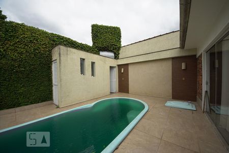 Casa à venda com 192m², 3 quartos e 2 vagasÁrea comum - Piscina
