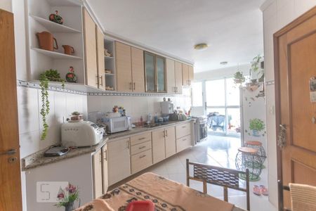 Apartamento à venda com 138m², 3 quartos e 6 vagasCozinha