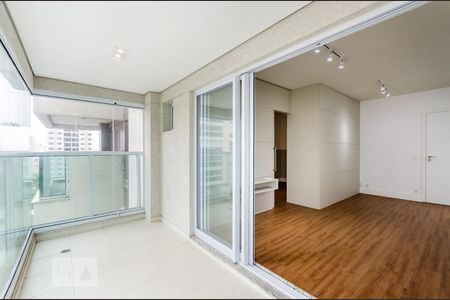 Varanda de kitnet/studio para alugar com 1 quarto, 55m² em Ponta da Praia, Santos