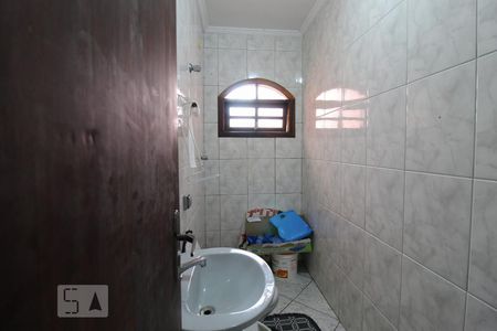 Casa para alugar com 206m², 4 quartos e 5 vagasBanheiro garagem