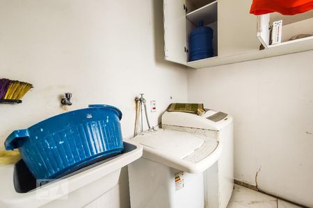 Apartamento à venda com 300m², 4 quartos e 3 vagas Apartamento à venda com 300m², 4 quartos e 3 vagasÁrea de Serviço