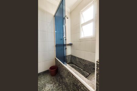 Apartamento à venda com 300m², 4 quartos e 3 vagas Apartamento à venda com 300m², 4 quartos e 3 vagasBanheiro Quarto 3 - Suíte