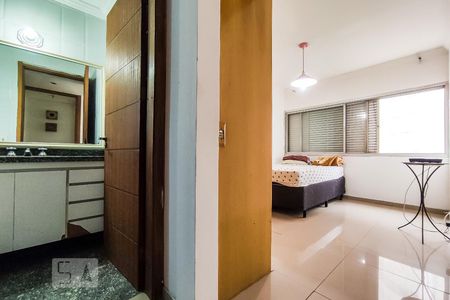 Apartamento à venda com 300m², 4 quartos e 3 vagas Apartamento à venda com 300m², 4 quartos e 3 vagasQuarto 3 - Suíte