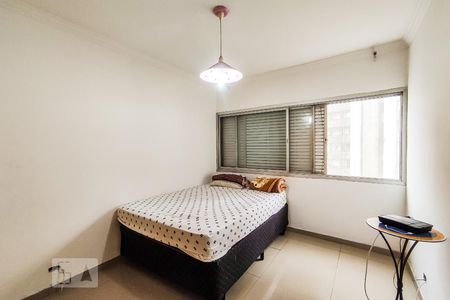 Apartamento à venda com 300m², 4 quartos e 3 vagas Apartamento à venda com 300m², 4 quartos e 3 vagasQuarto 3 - Suíte